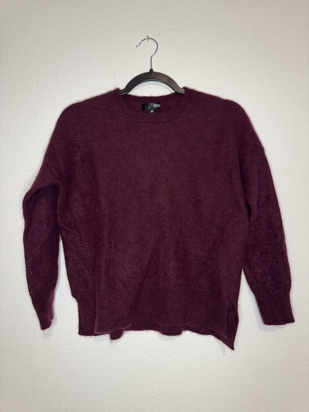 AQUA burgundy cashmere sweater